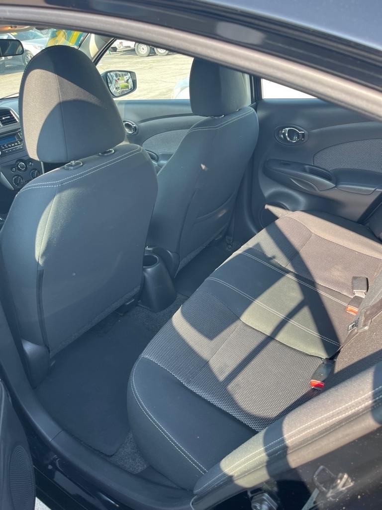 Nissan Versa 4dr Sdn CVT 1.6 S Plus 2016