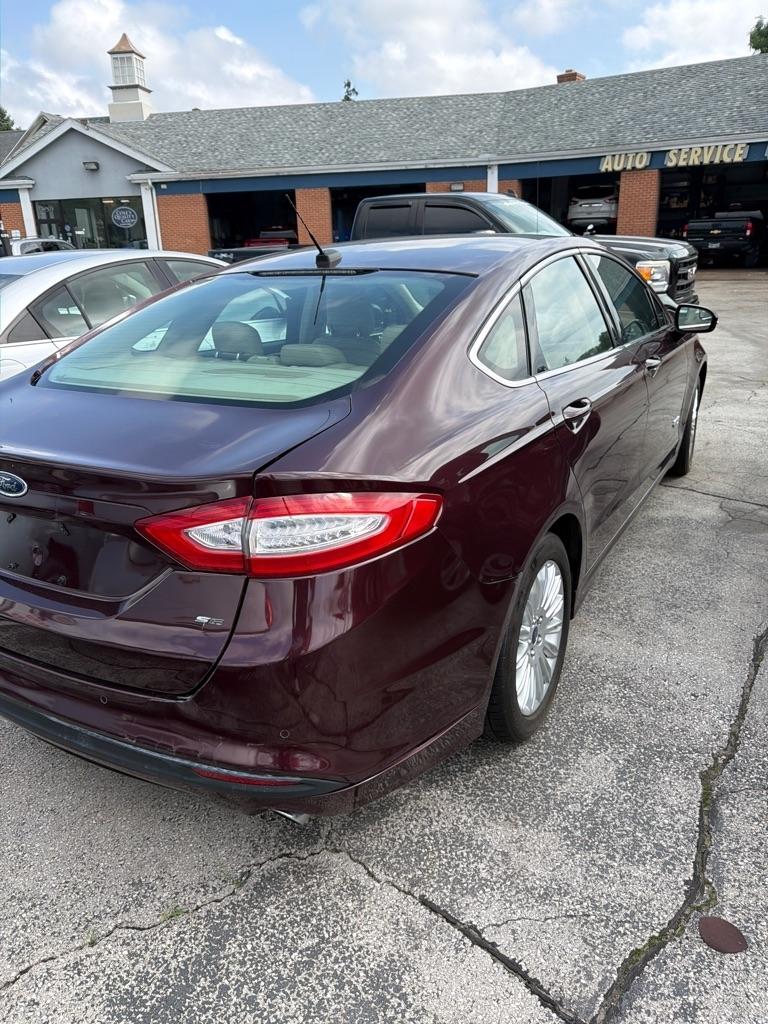 Ford Fusion 4dr Sdn SE Luxury 2013