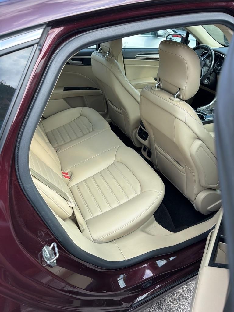 Ford Fusion 4dr Sdn SE Luxury 2013