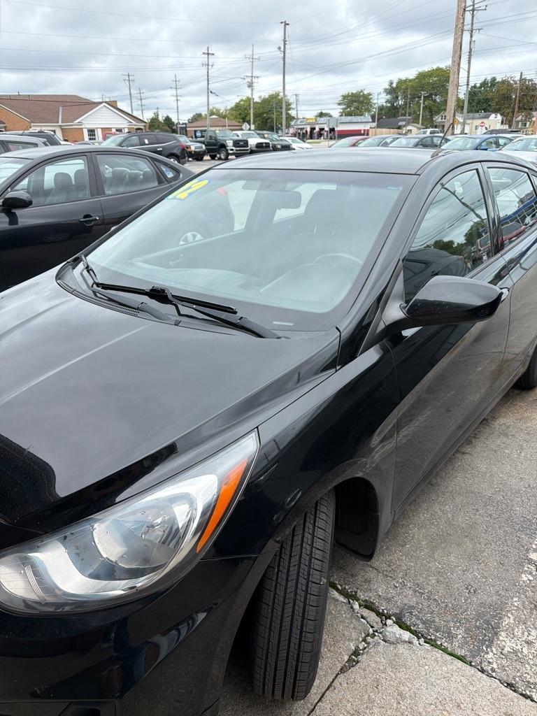 Hyundai Accent 5dr HB Auto GS 2012