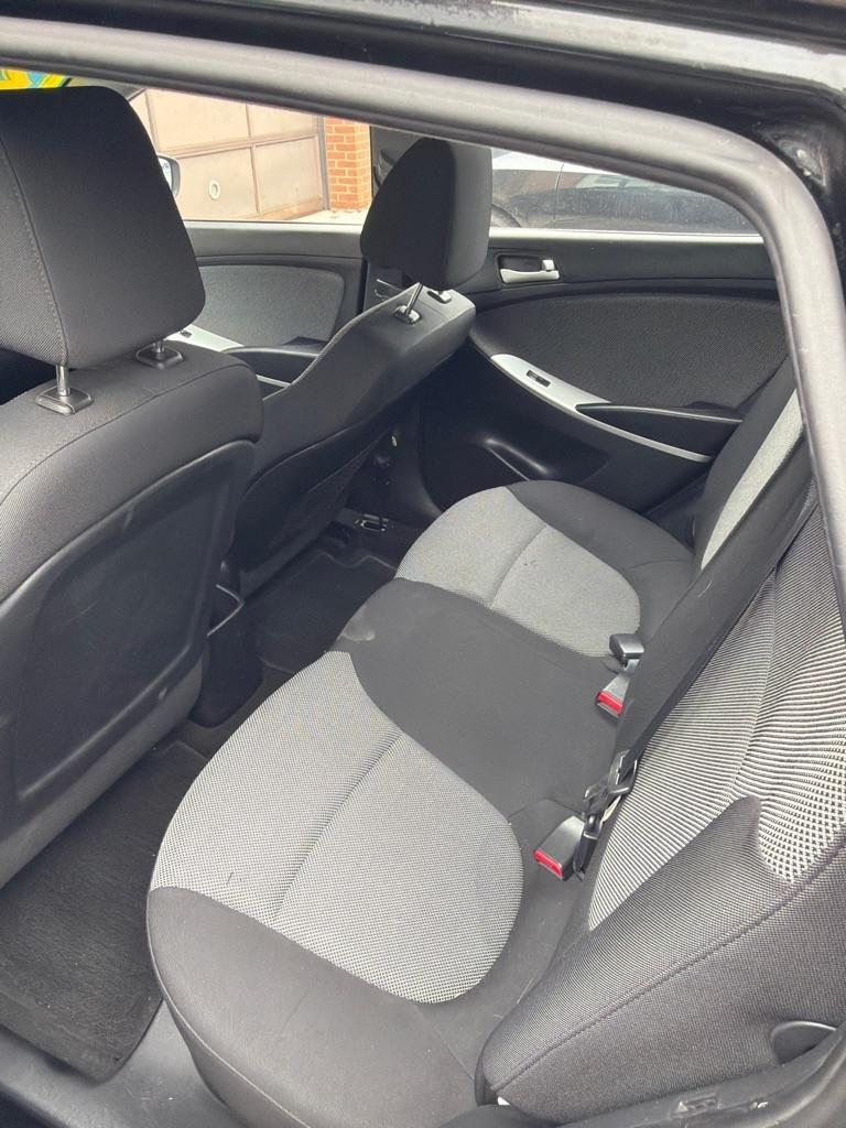 Hyundai Accent 5dr HB Auto GS 2012