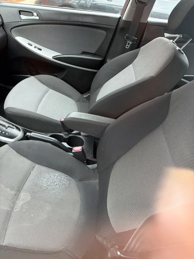 Hyundai Accent 5dr HB Auto GS 2012