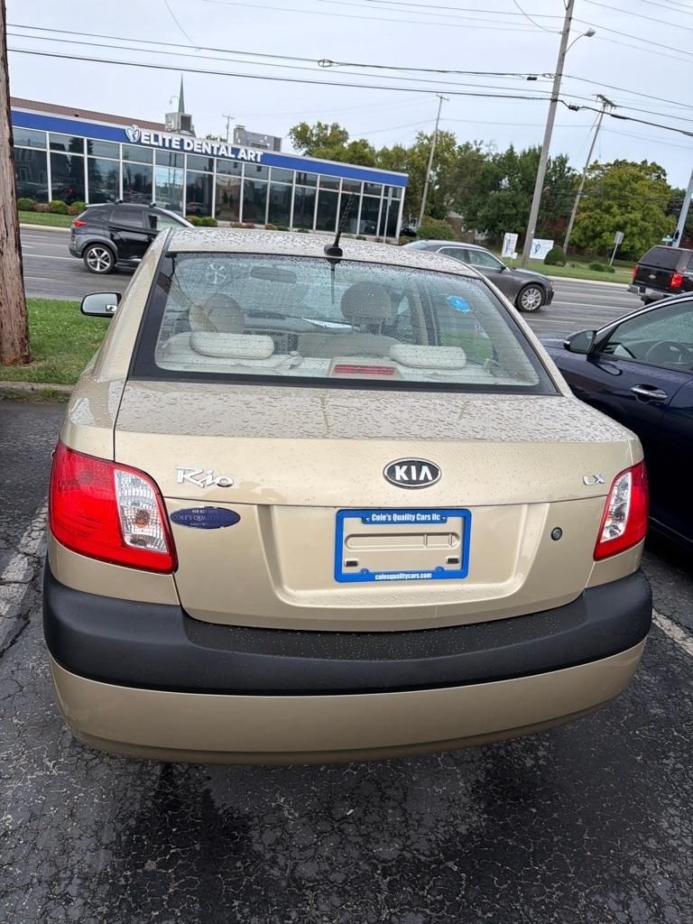 Kia Rio 4dr Sdn Auto LX 2009