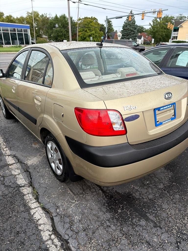 Kia Rio 4dr Sdn Auto LX 2009