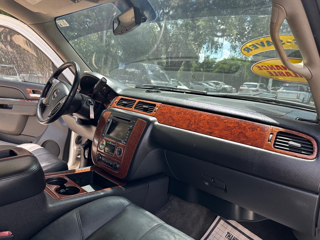 GMC Yukon XL SLT-1 1/2 Ton 2WD 2012