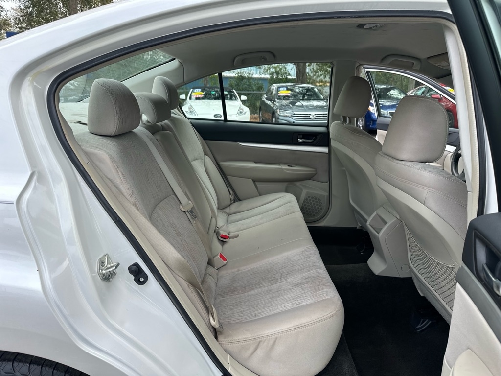 Subaru Legacy 2.5i 2013