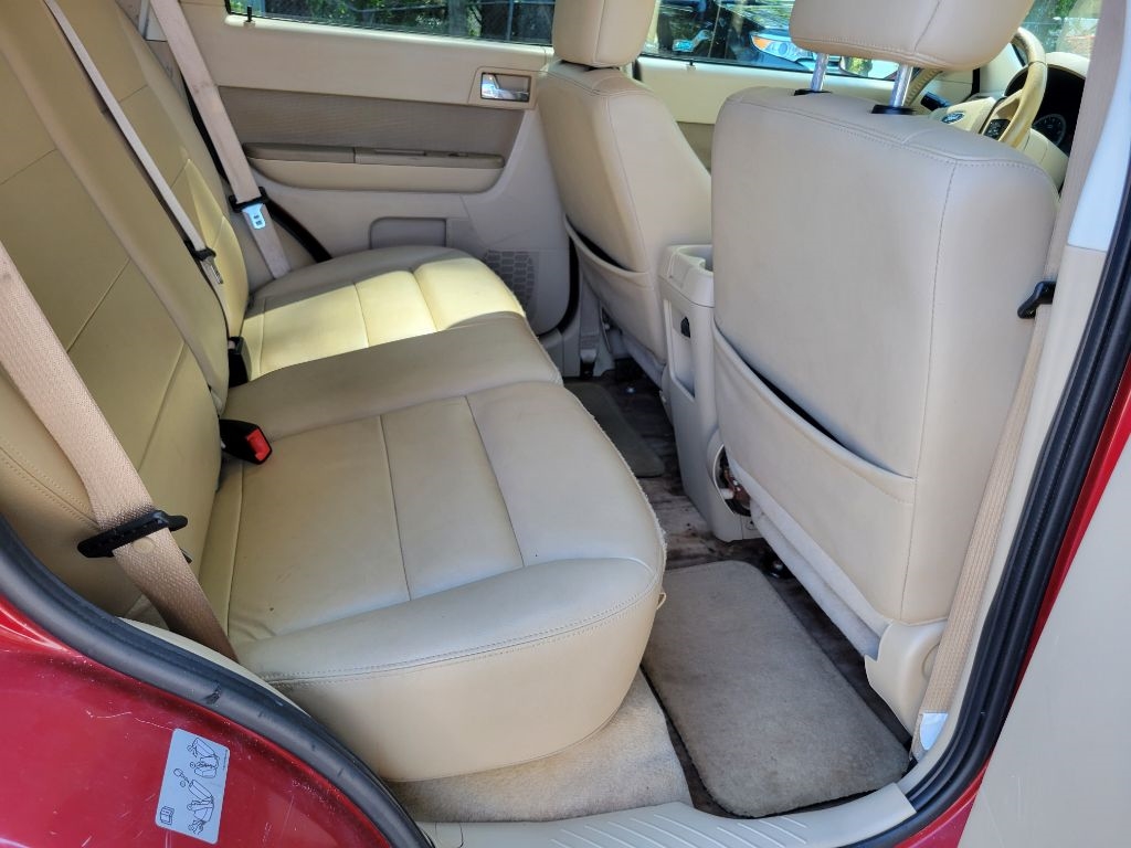 Ford Escape Limited FWD 2010