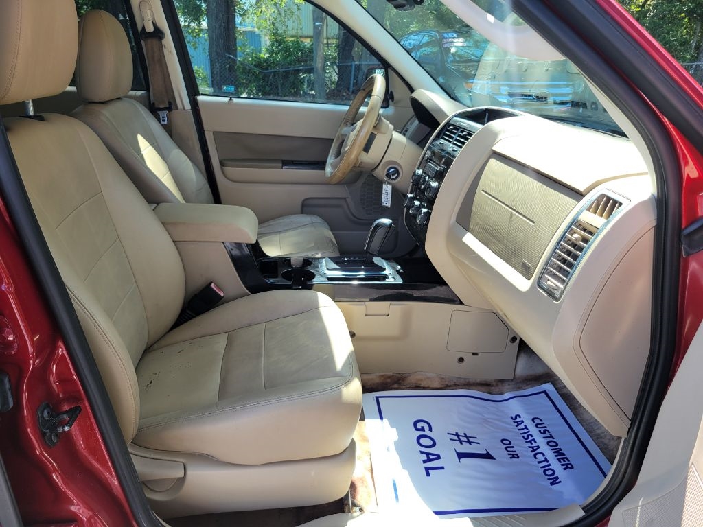 Ford Escape Limited FWD 2010