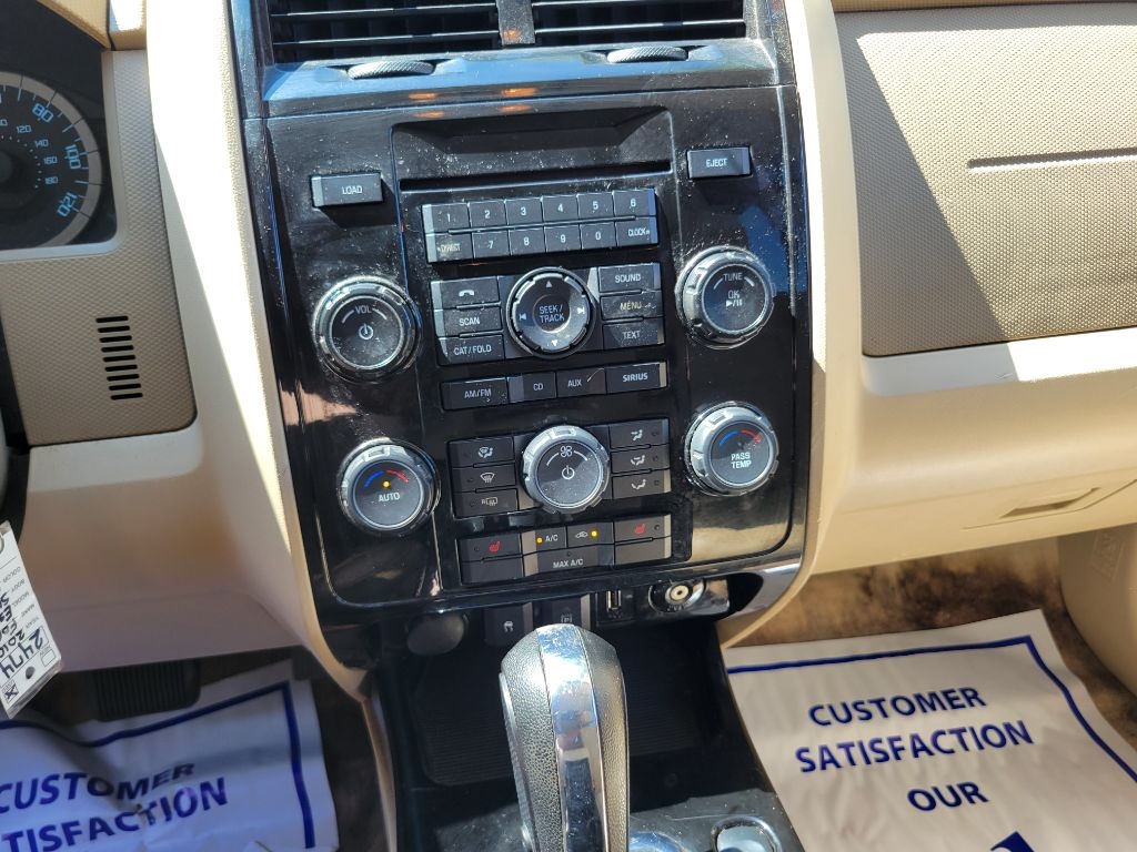 Ford Escape Limited FWD 2010