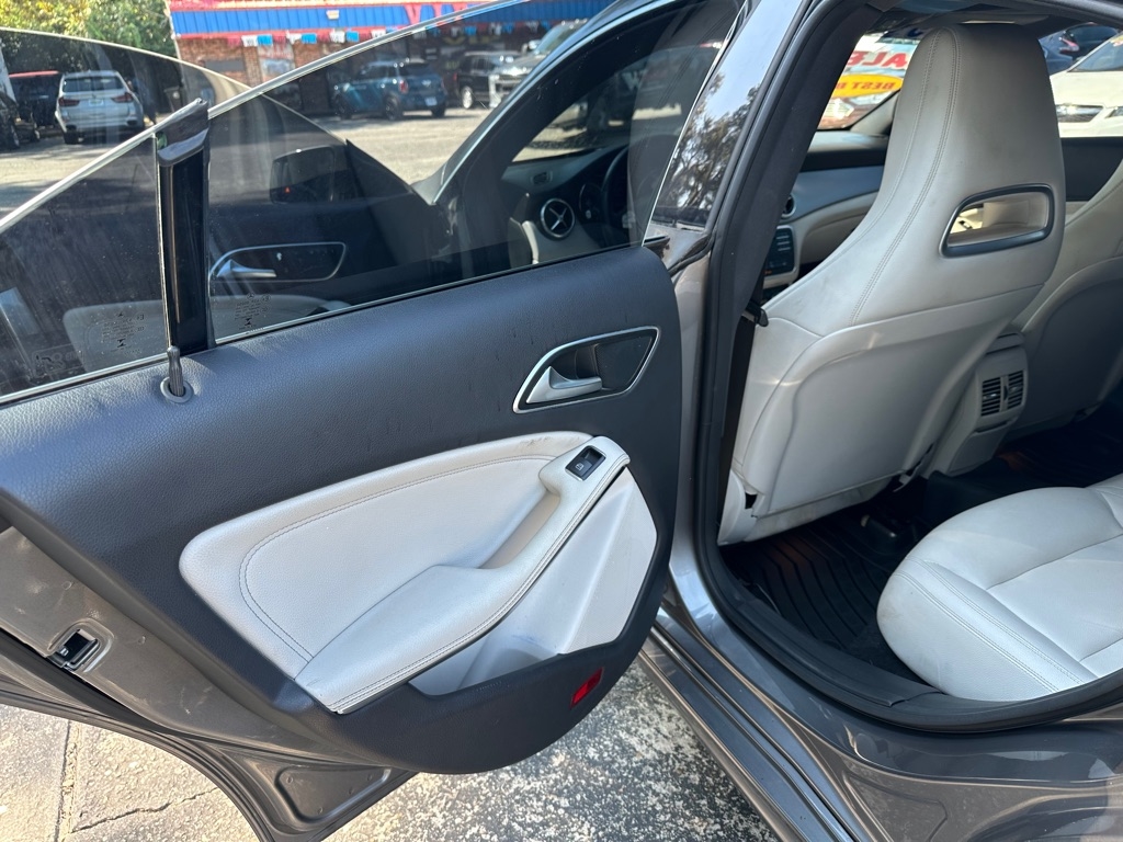 Mercedes-Benz CLA-Class CLA250 2015