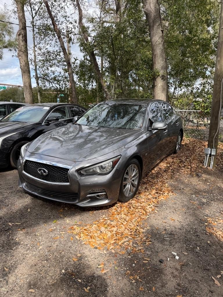 2017 INFINITI Q50 Premium