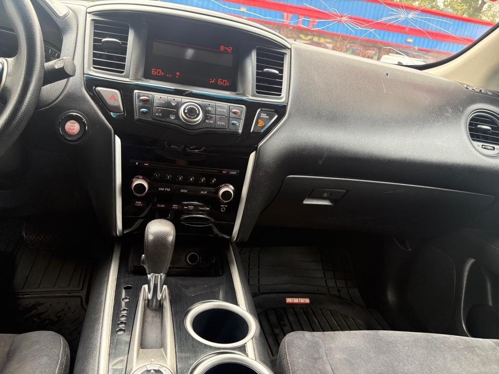 Nissan Pathfinder photo 25