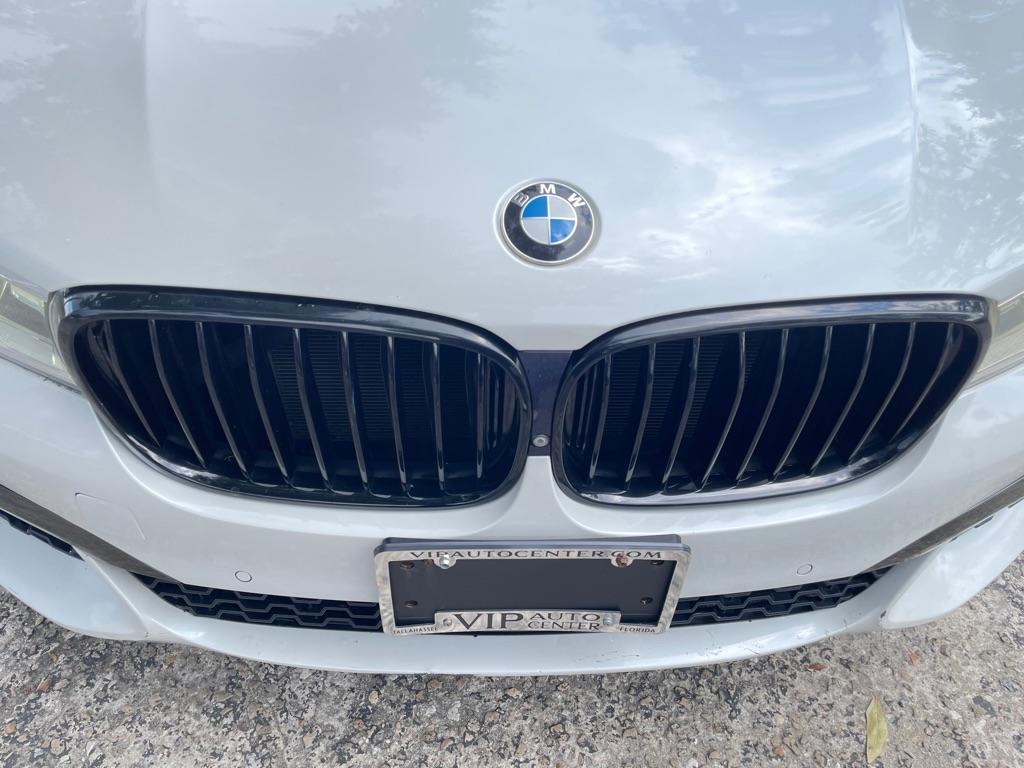 BMW 750i photo 10
