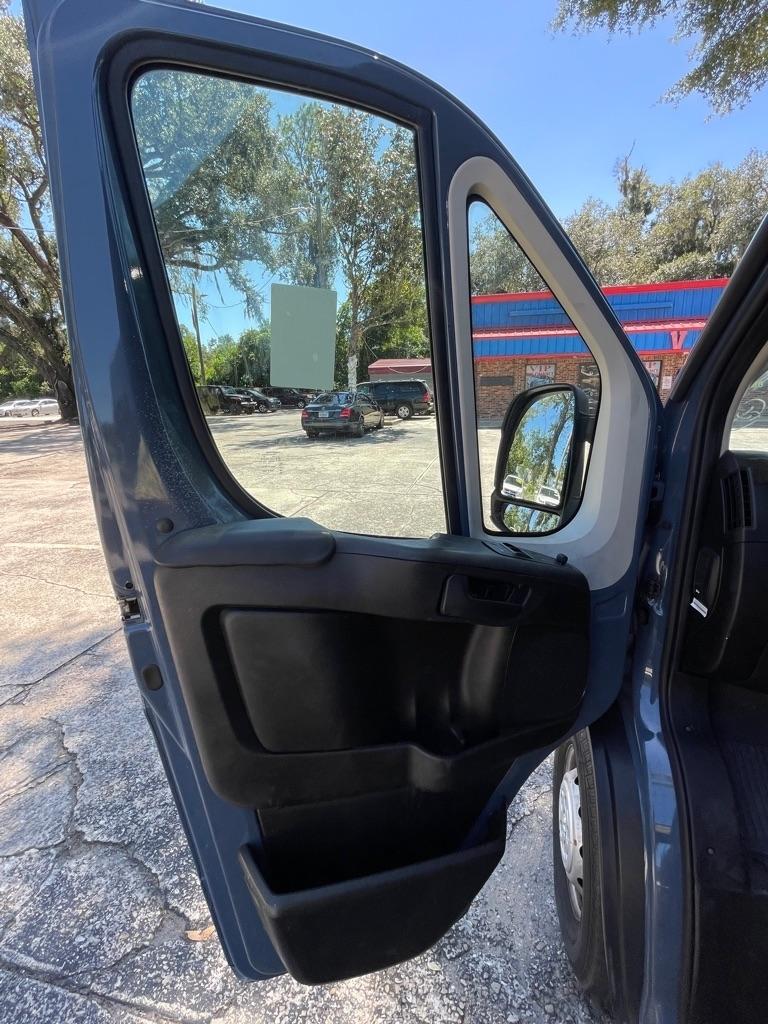 Ram ProMaster 3500 photo 27
