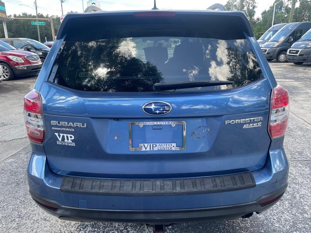 Subaru Forester photo 4