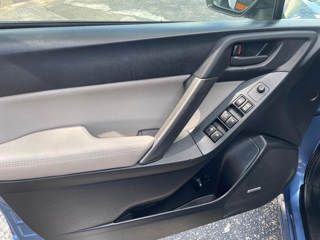 Subaru Forester photo 21