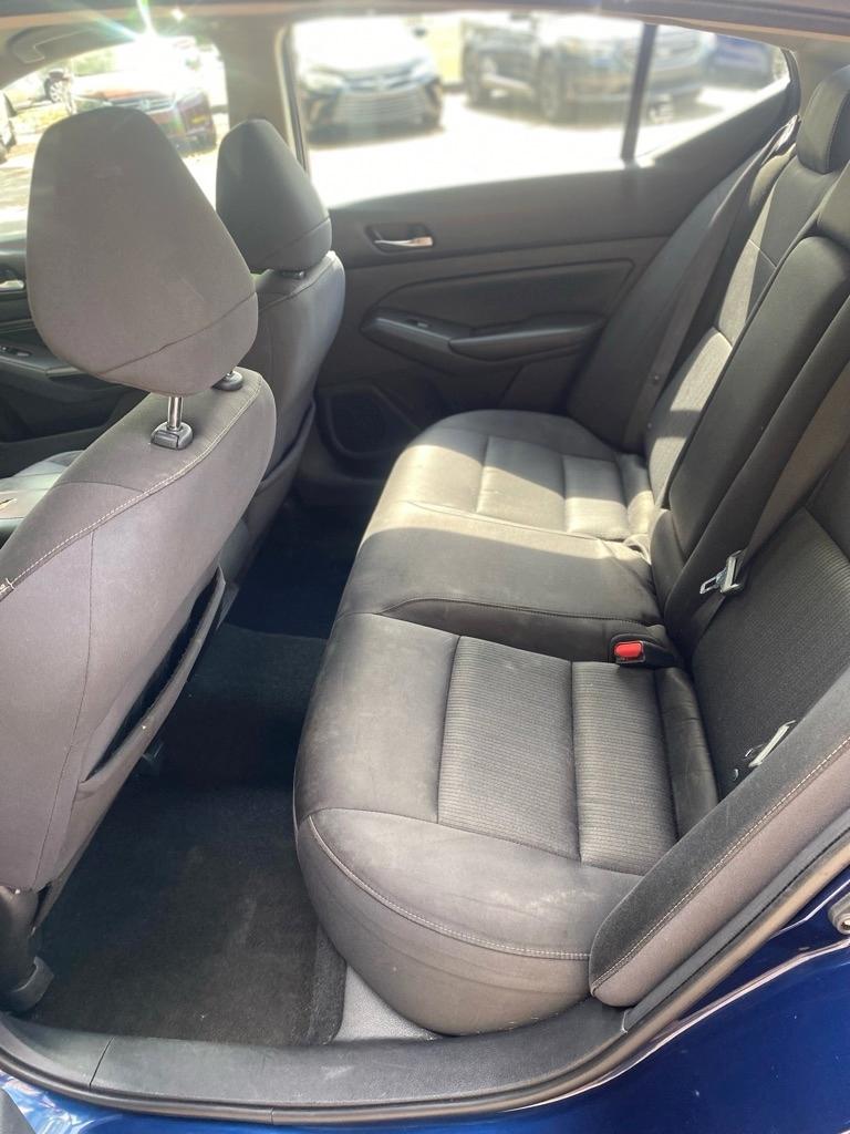 Nissan Altima photo 14