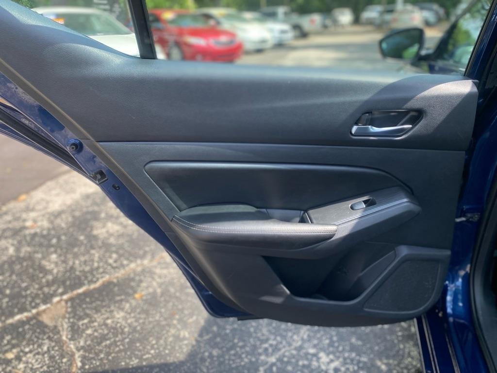 Nissan Altima photo 15