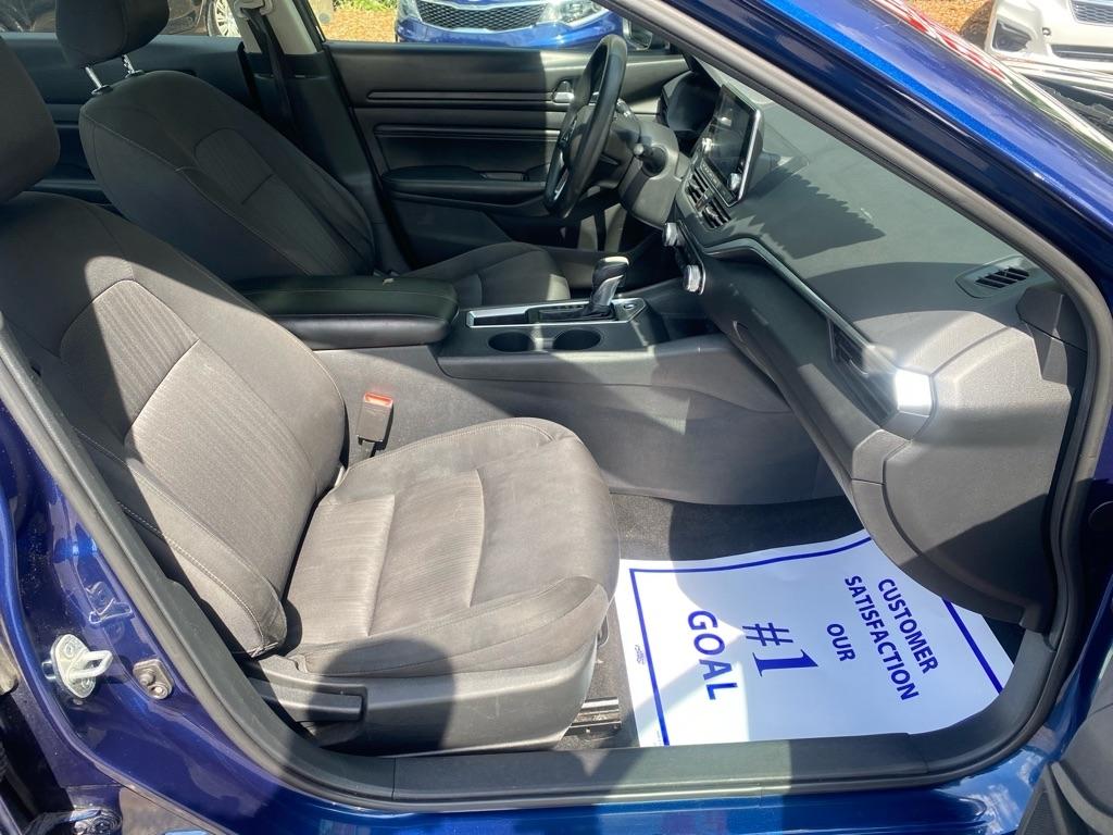Nissan Altima photo 19