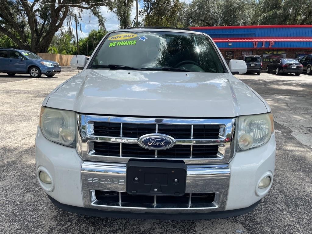 Ford Escape photo 2