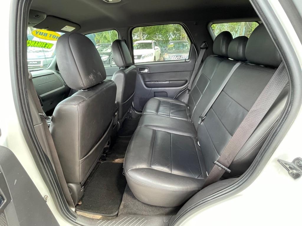 Ford Escape photo 6