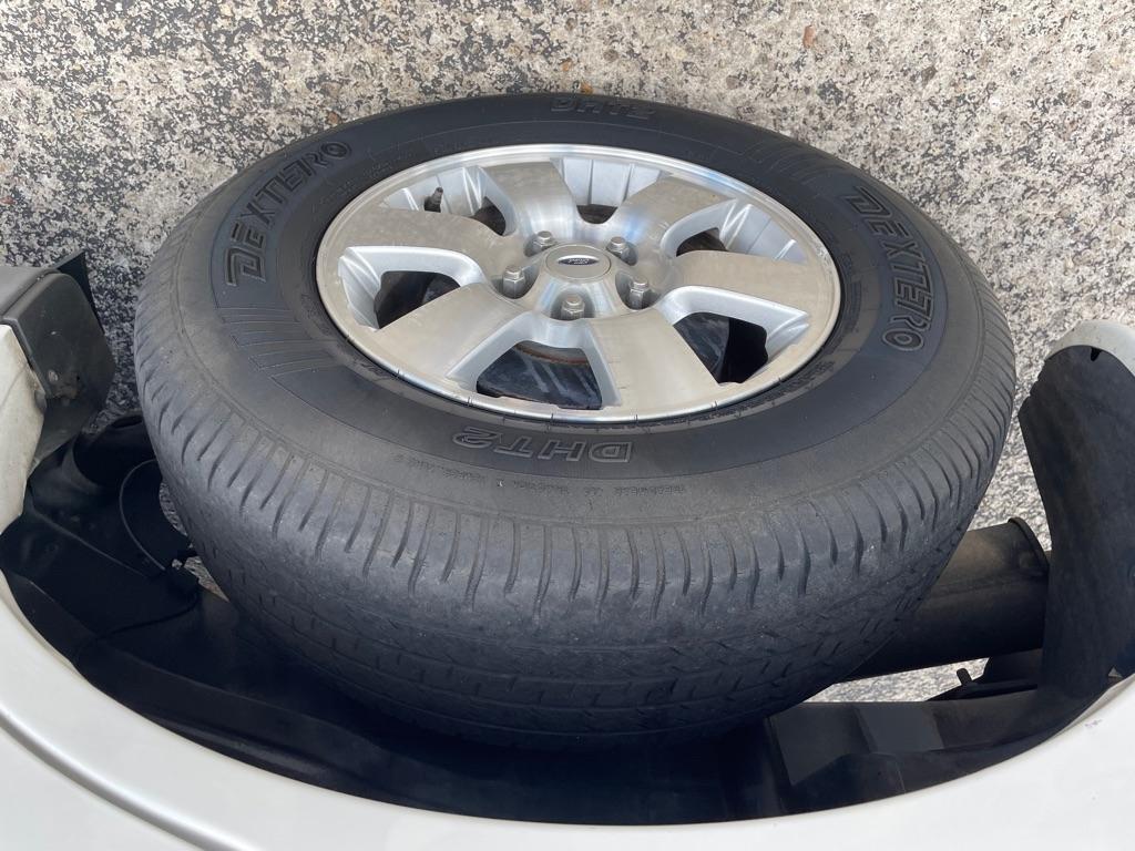 Ford Escape photo 12