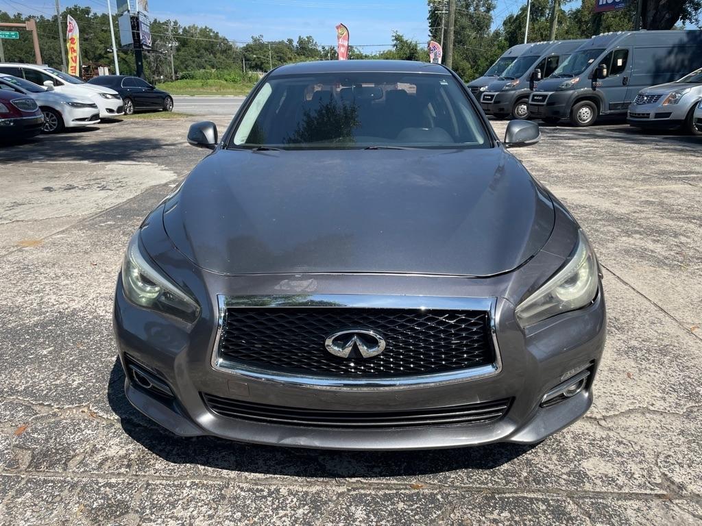 Infiniti Q50 photo 2