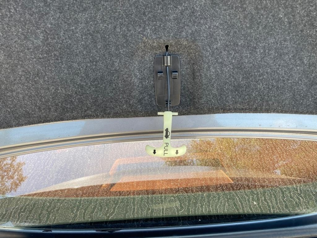 Infiniti Q50 photo 15