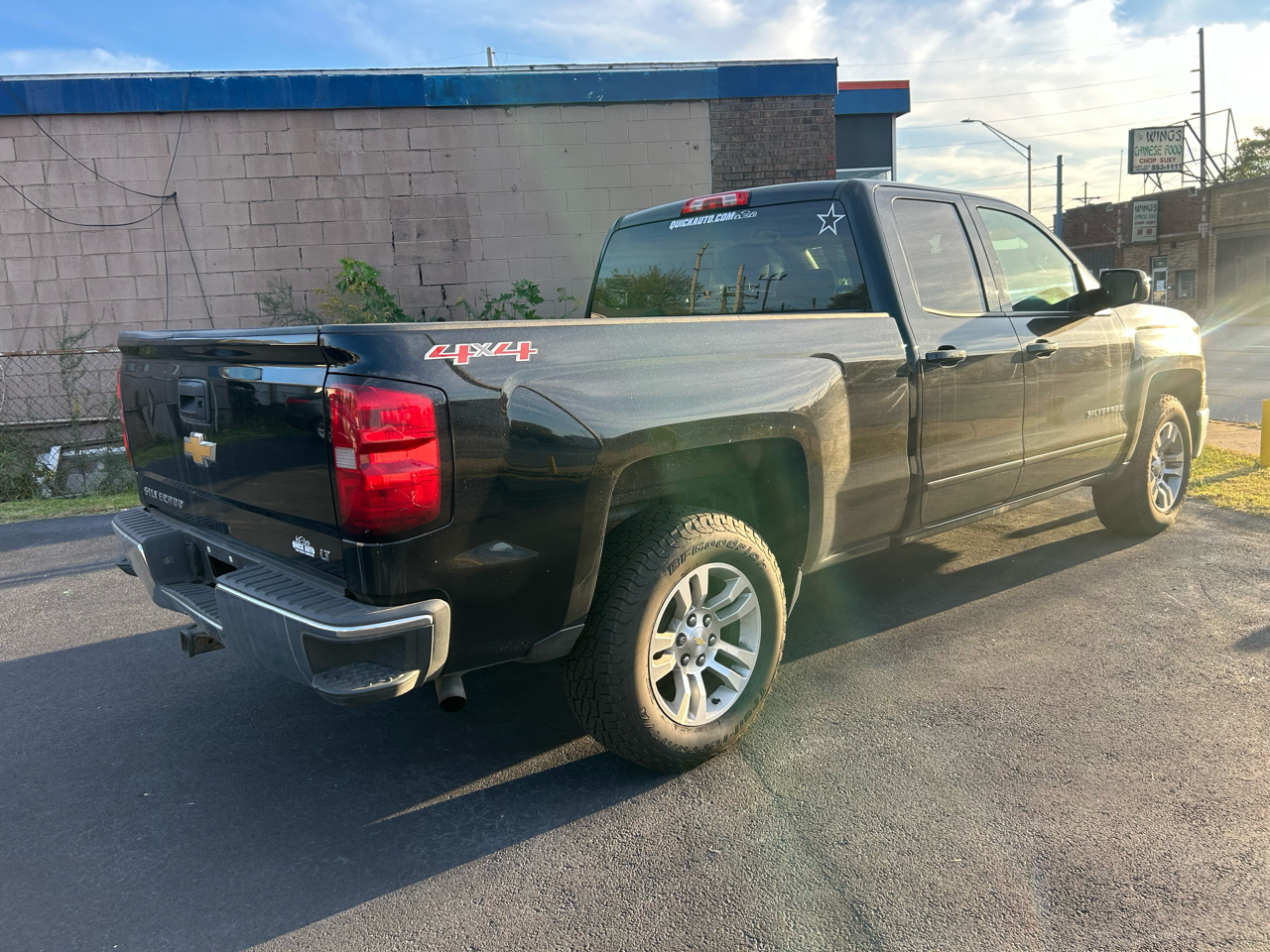 Chevrolet Silverado 1500 4WD Double Cab 143.5" LT w/1LT 2015 Chevrolet Silverado 1500 4WD Double Cab 143.5" LT w/1LT 2015
