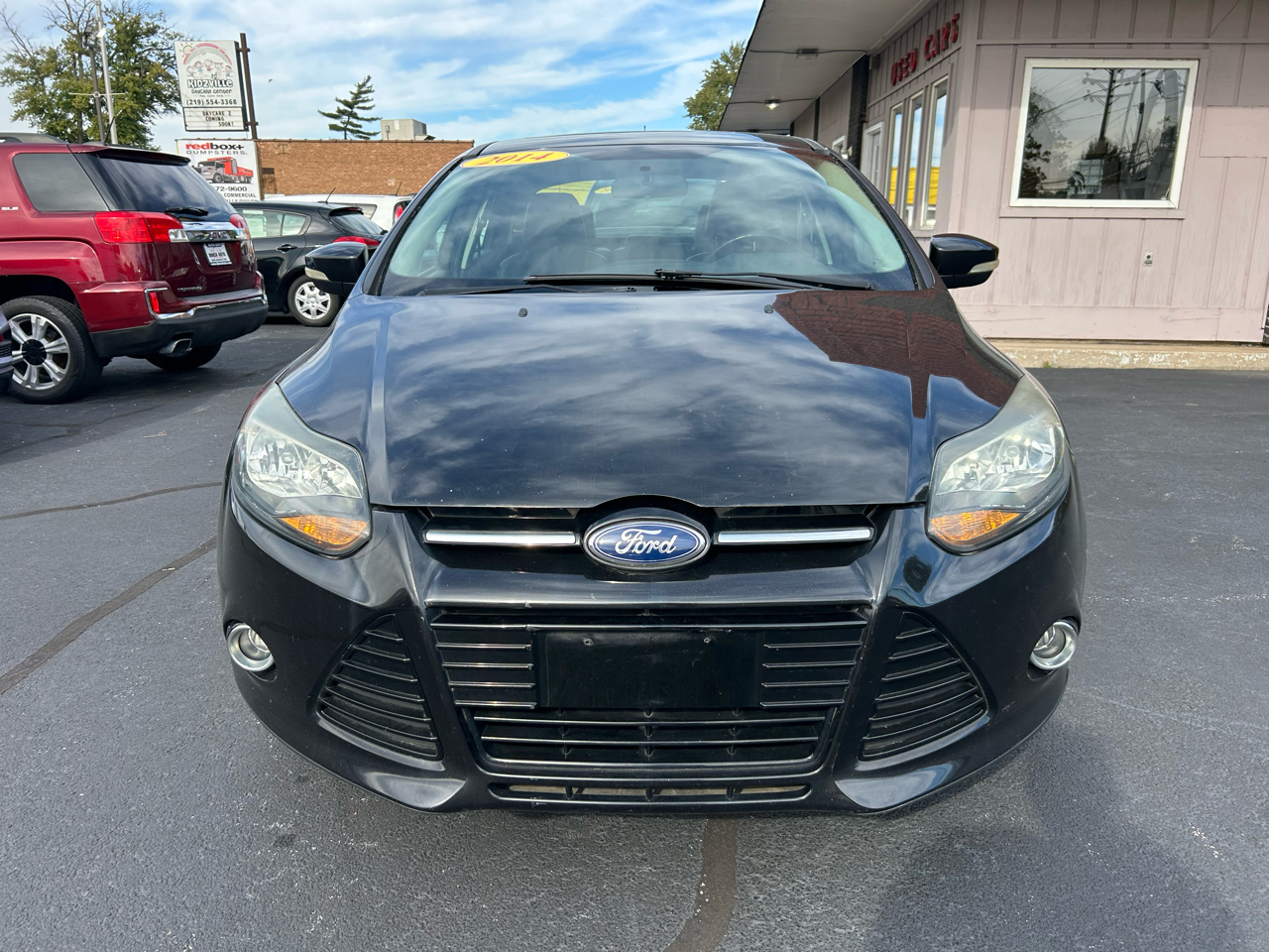 Ford Focus 4dr Sdn Titanium 2014 Ford Focus 4dr Sdn Titanium 2014