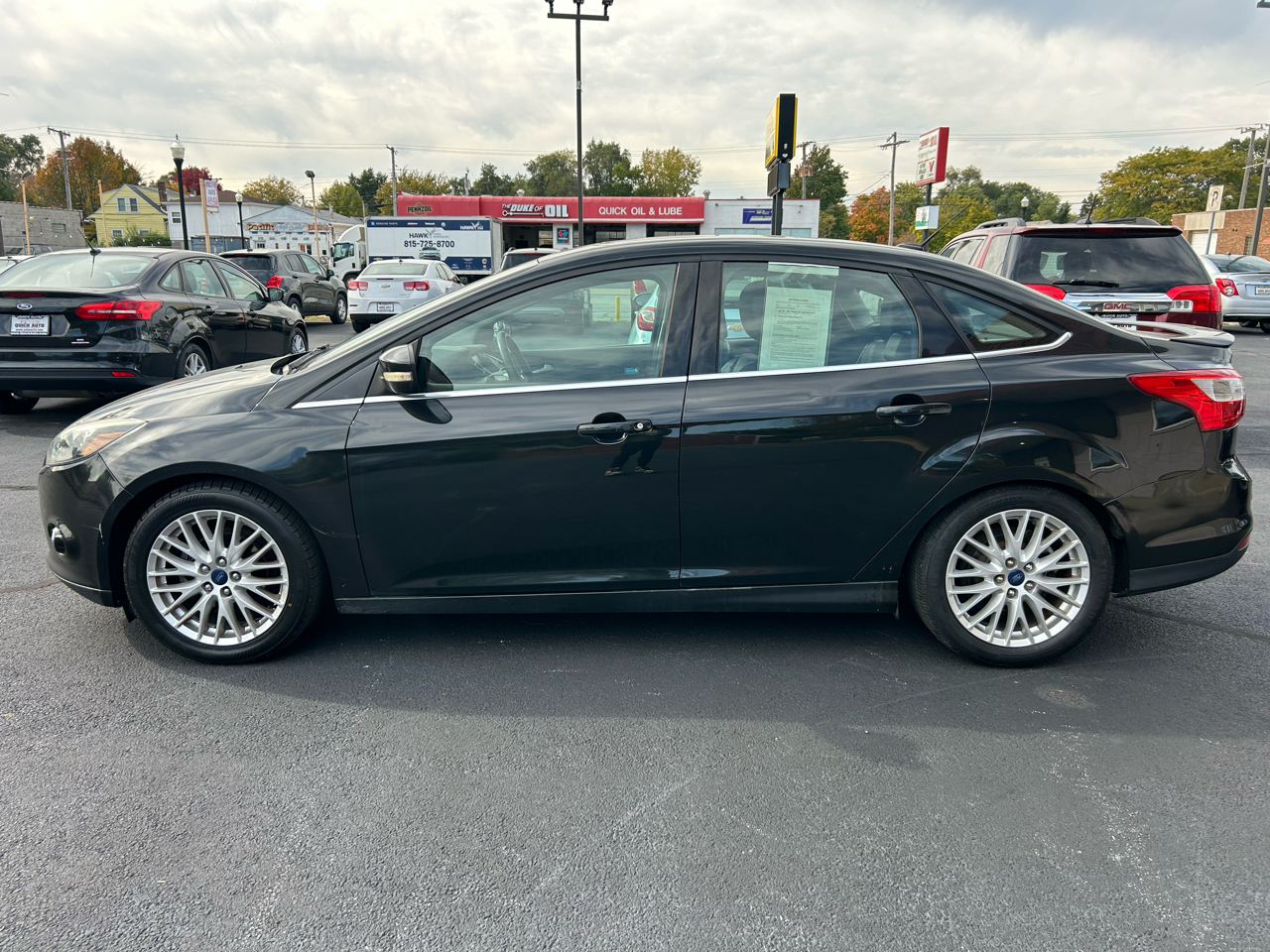 Ford Focus 4dr Sdn Titanium 2014 Ford Focus 4dr Sdn Titanium 2014