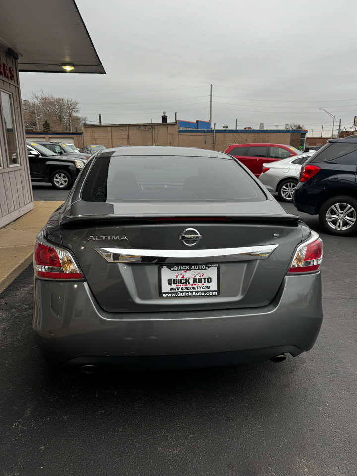Nissan Altima 4dr Sdn I4 2.5 S 2015
