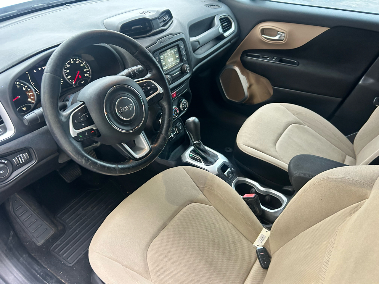 Jeep Renegade FWD 4dr Latitude 2016