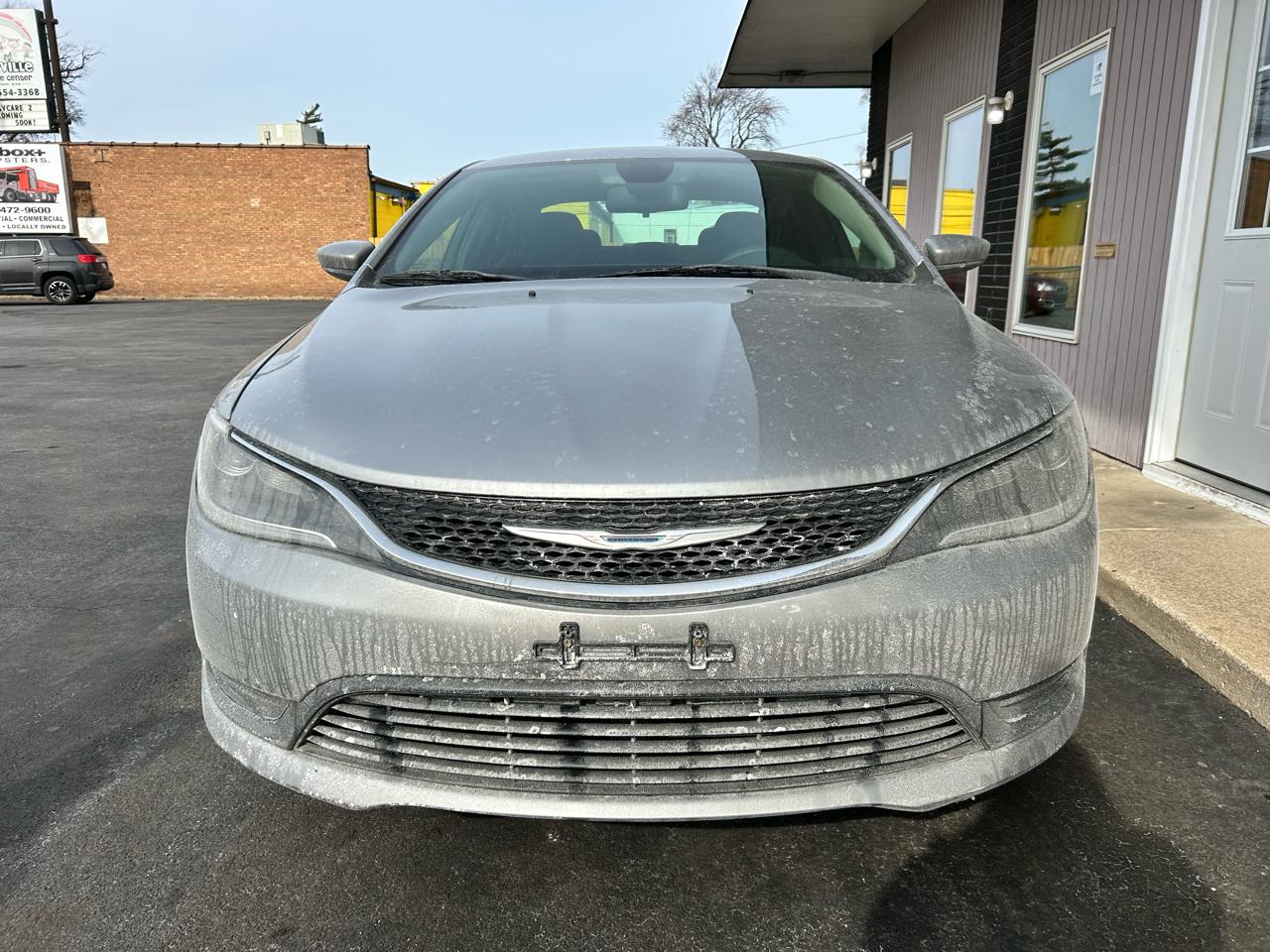 Chrysler 200 4dr Sdn LX FWD 2016