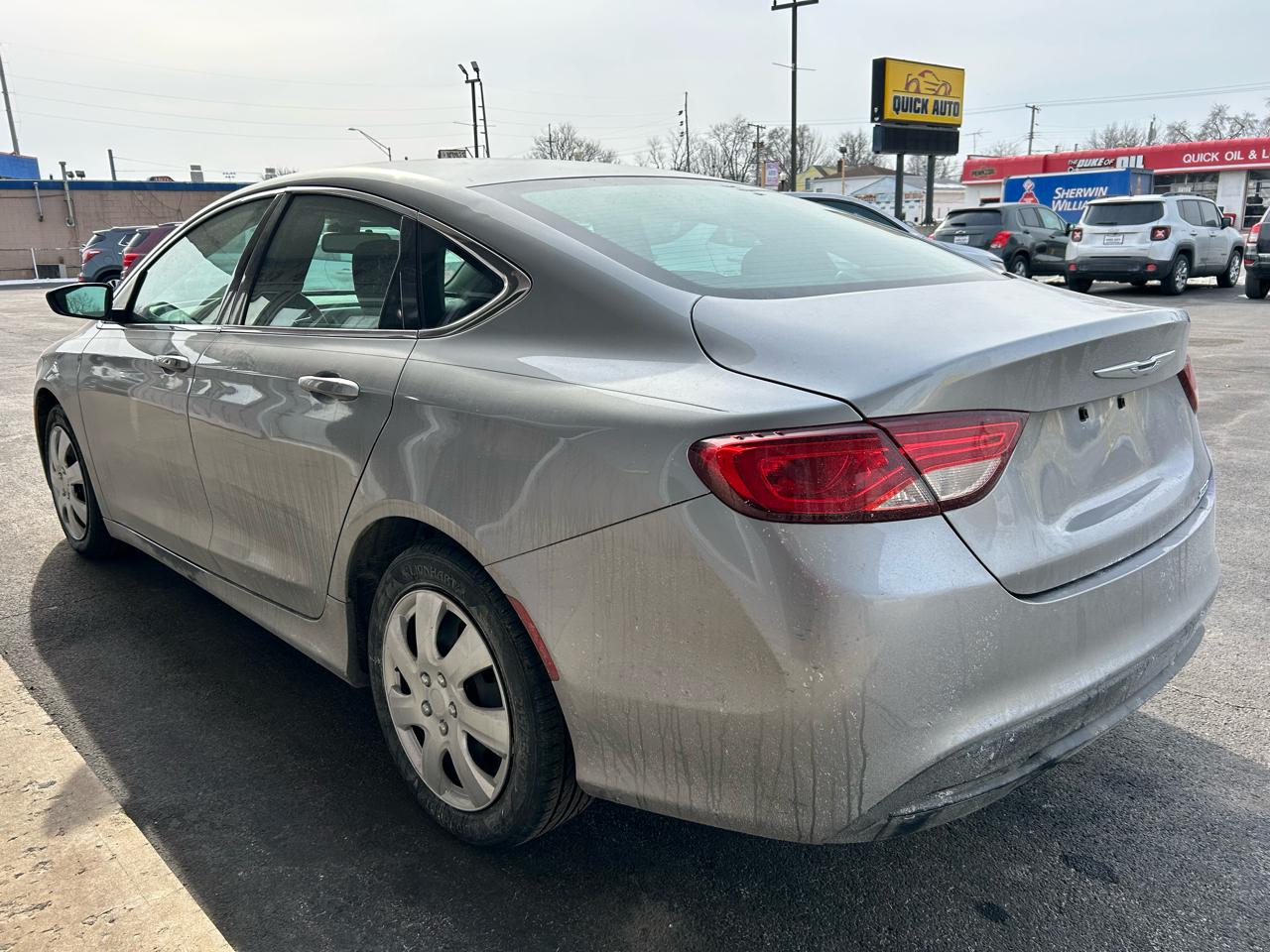 Chrysler 200 4dr Sdn LX FWD 2016