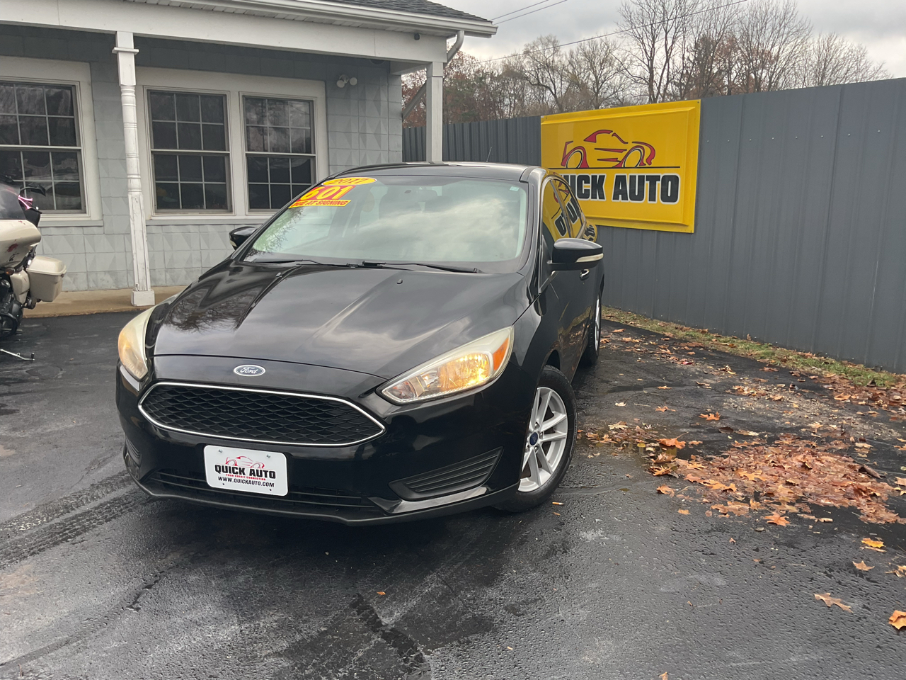 2017 Ford Focus SE Sedan