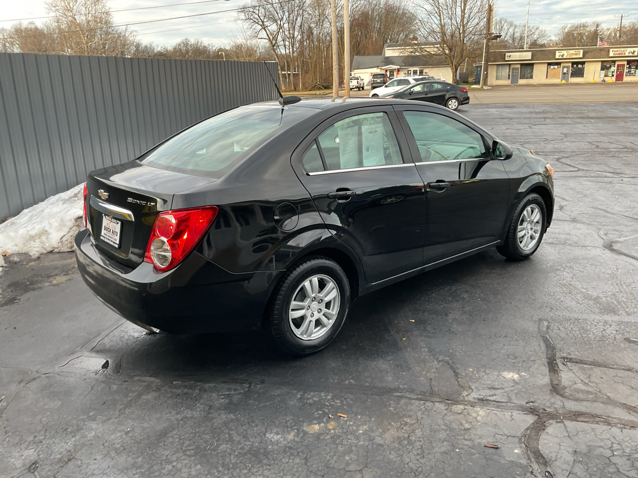 Chevrolet Sonic 4dr Sdn Auto LT 2016