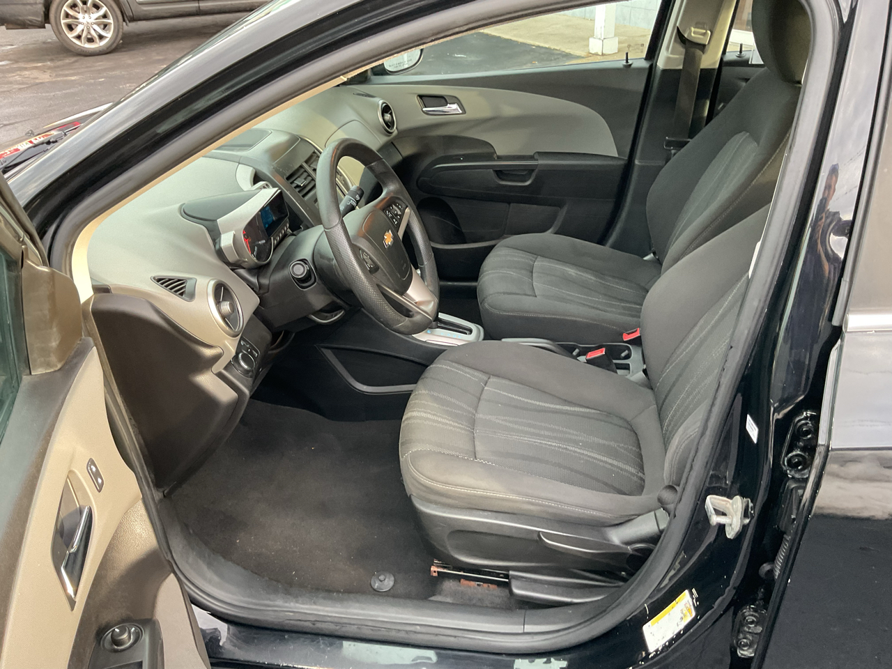 Chevrolet Sonic 4dr Sdn Auto LT 2016