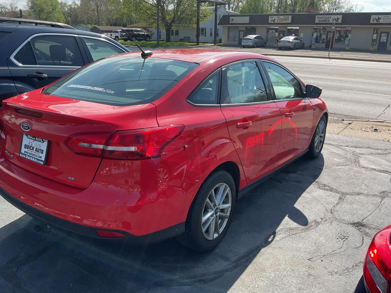 Ford Focus SE Sedan 2017