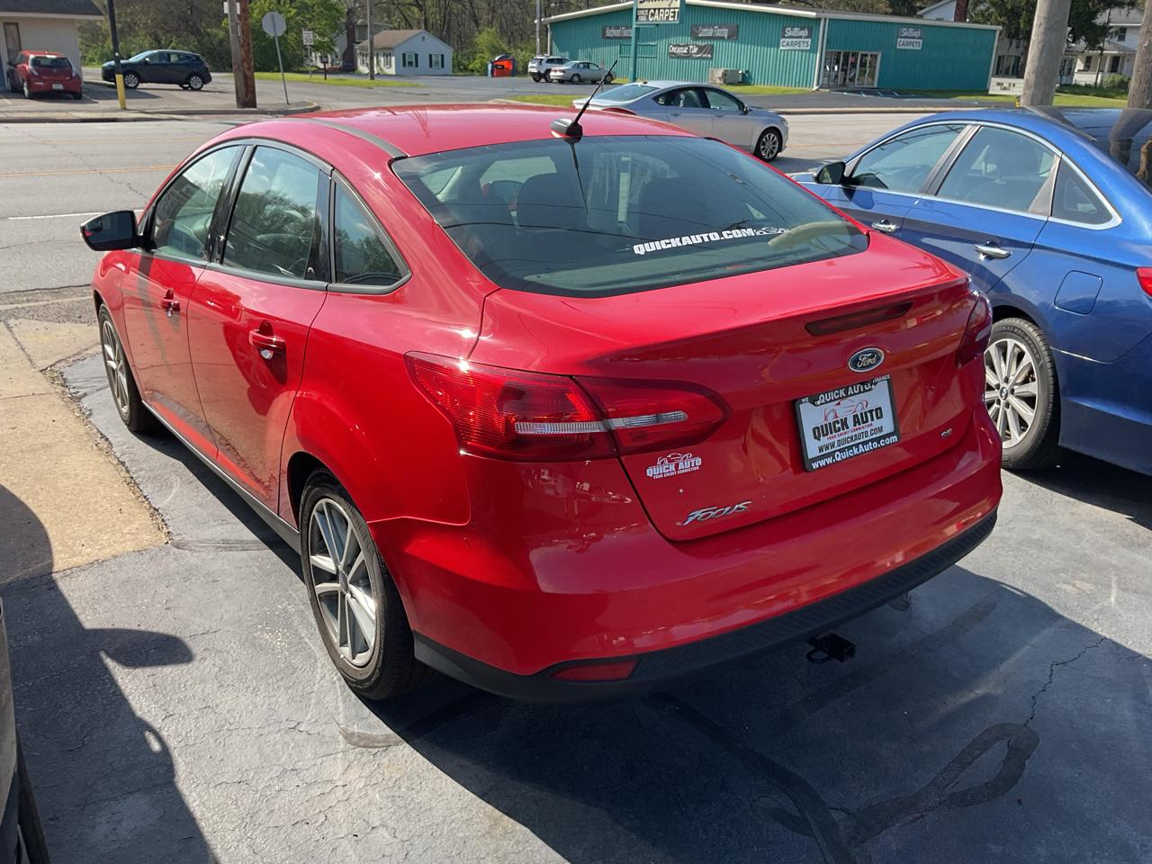 Ford Focus SE Sedan 2017