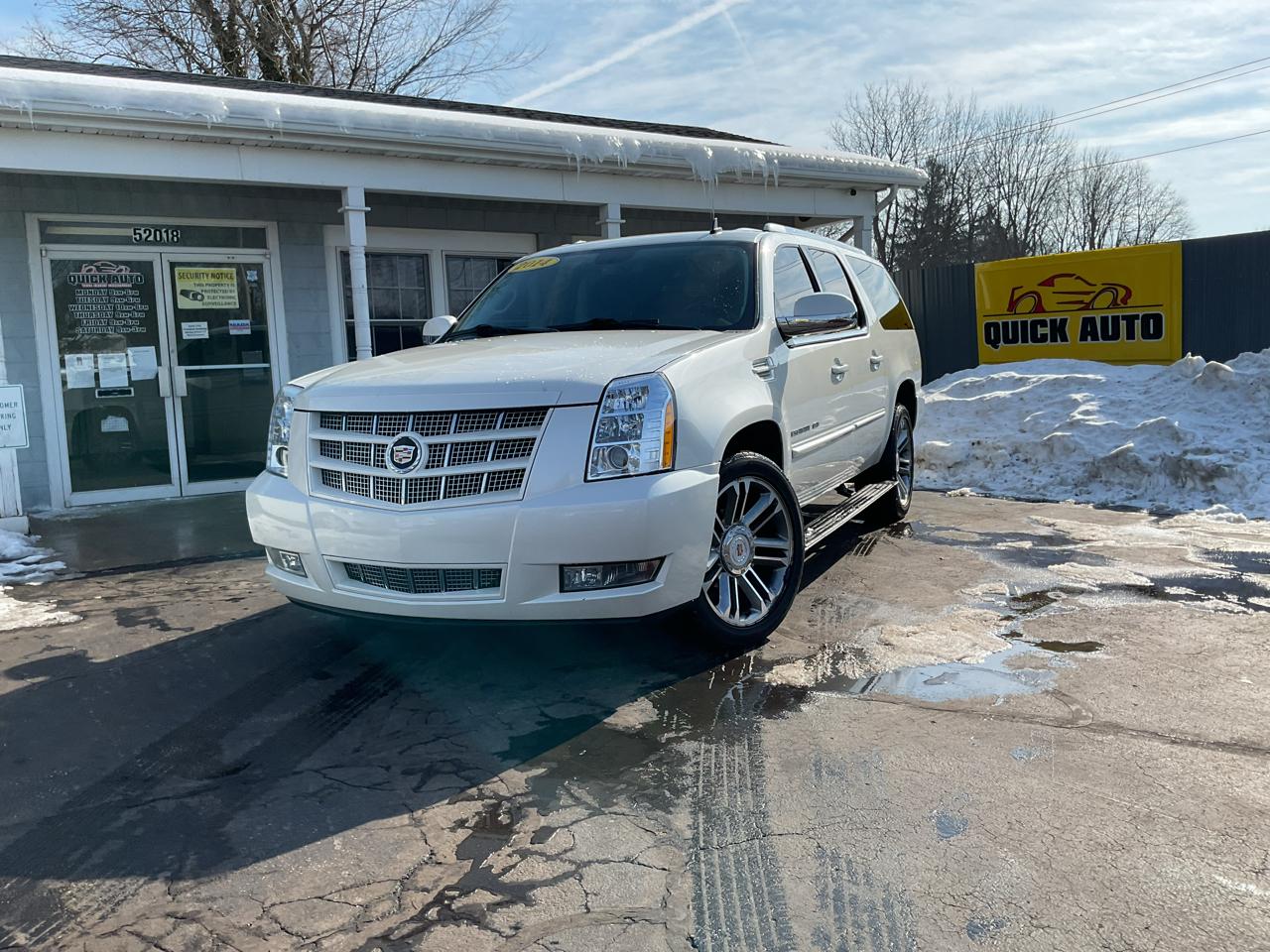 2014 Cadillac Escalade ESV AWD 4dr Premium