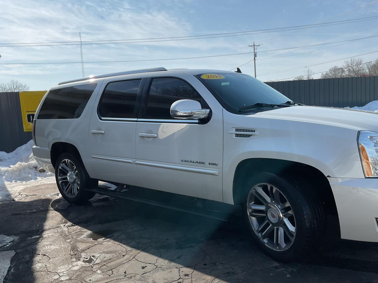 Cadillac Escalade ESV AWD 4dr Premium 2014