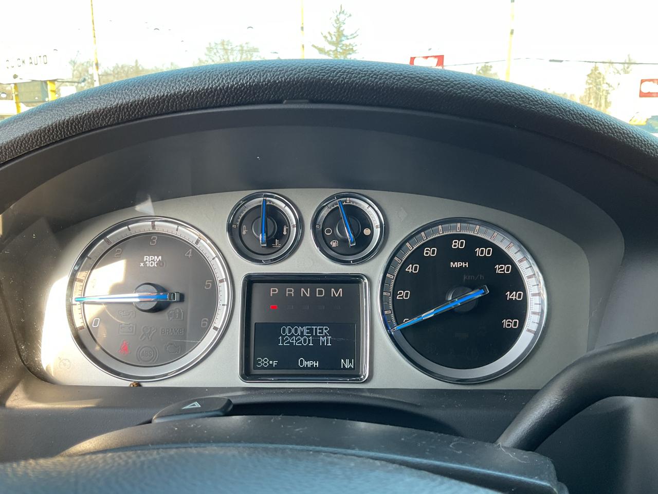 Cadillac Escalade ESV AWD 4dr Premium 2014