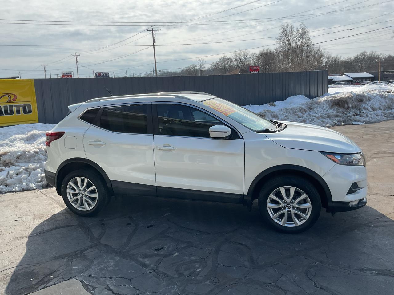 Nissan Rogue Sport FWD SV 2020