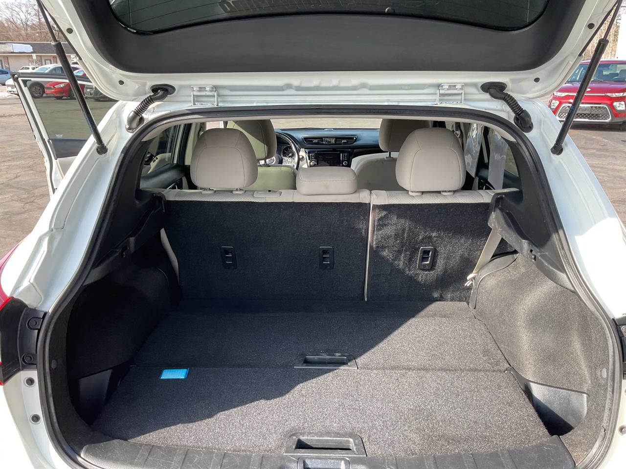 Nissan Rogue Sport FWD SV 2020