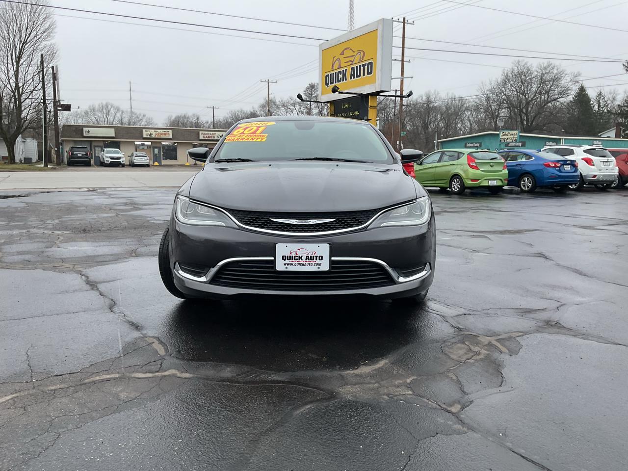 Chrysler 200 4dr Sdn Limited FWD 2016