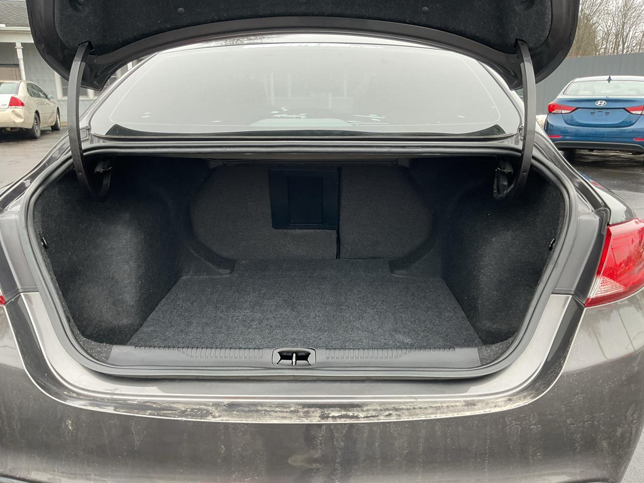 Chrysler 200 4dr Sdn Limited FWD 2016