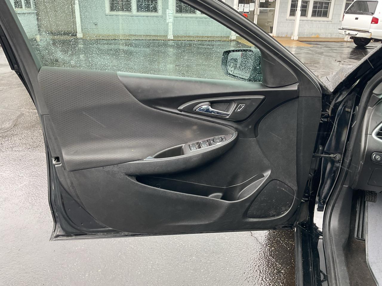 Chevrolet Malibu 4dr Sdn LT 2020