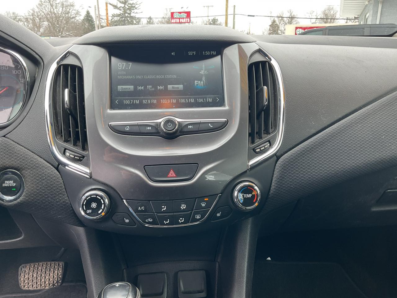 Chevrolet Cruze 4dr HB 1.4L LT w/1SD 2017