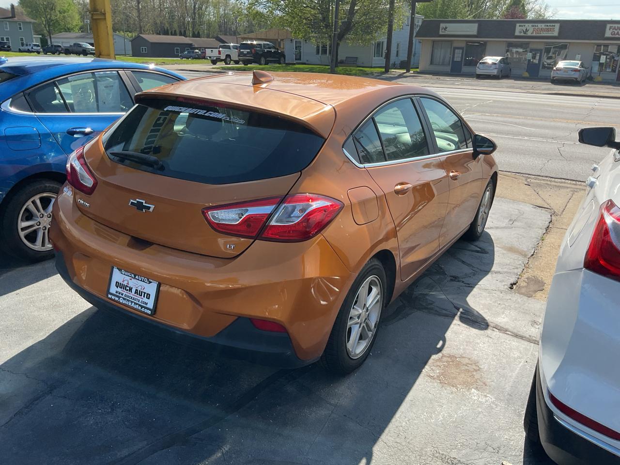 Chevrolet Cruze 4dr HB 1.4L LT w/1SD 2017